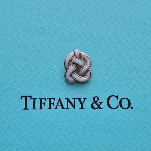 RARE Tiffany & Co. Vintage 18k Yellow Gold Sculpture Knot Moon Stone Pendant - Picture 2 of 6